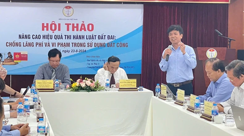Chống lãng phí, vi phạm trong sử dụng đất công