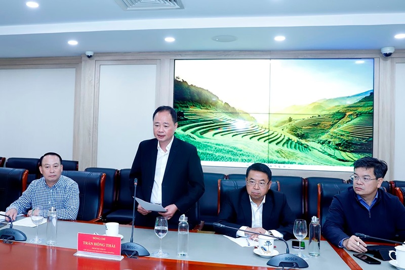 Tháo gỡ vướng mắc cho tỉnh Lâm Đồng trong lĩnh vực tài nguyên và môi trường