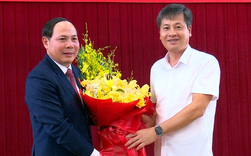 Chánh Văn phòng Tỉnh ủy Trần Ngọc Luận giữ chức Giám đốc Sở Tài nguyên và Môi trường Yên Bái