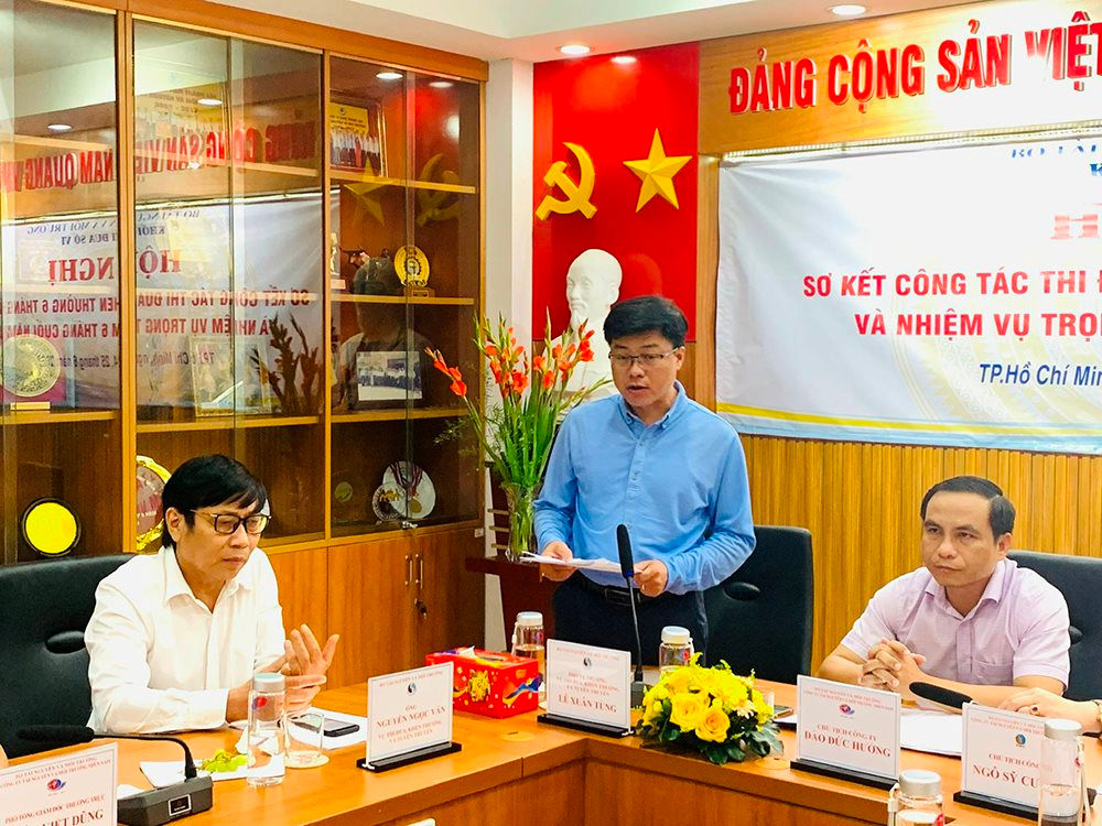 Đẩy mạnh phong trào thi đua hướng tới Kỷ niệm 20 năm Ngày thành lập Bộ TN&MT