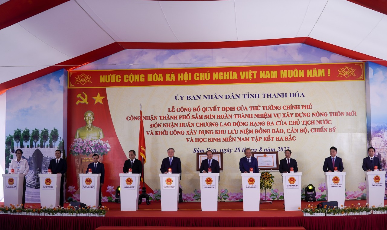 Chủ tịch nước Nguyễn Xuân Phúc thăm và làm việc tại Thanh Hóa