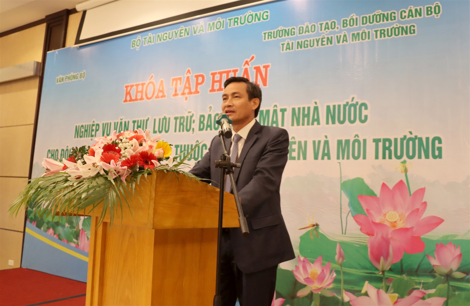 Tổ chức tập huấn nghiệp vụ văn thư, lưu trữ; bảo vệ bí mật nhà nước cho cán bộ, công chức