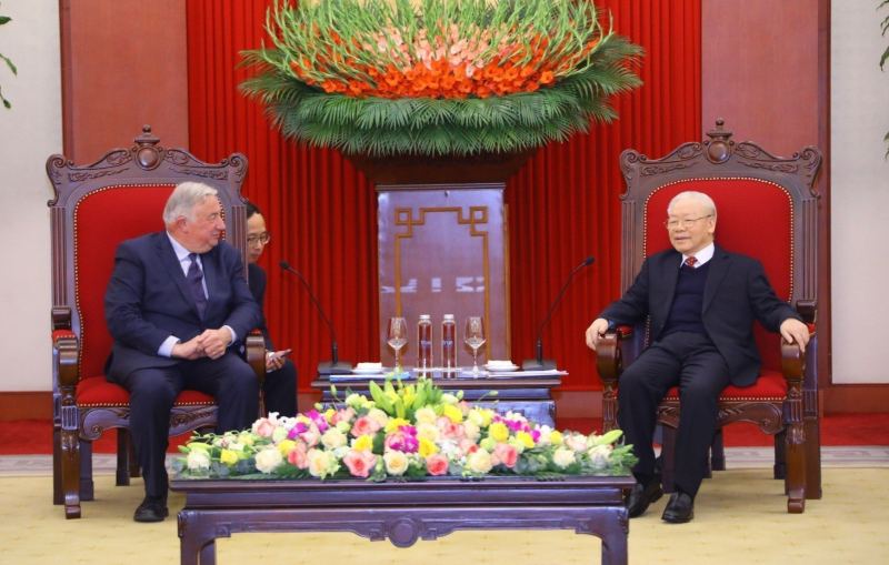 Tổng Bí thư Nguyễn Phú Trọng tiếp Chủ tịch Thượng viện Pháp Gérard Larcher
