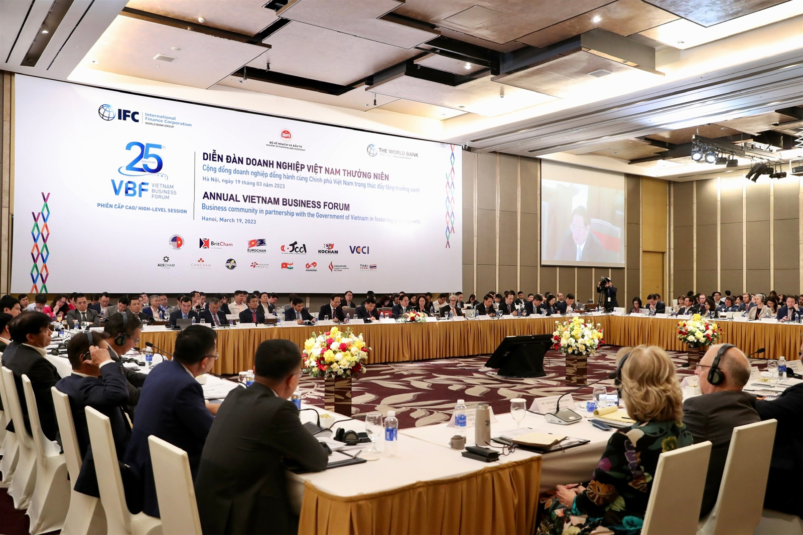 Ngành TN&MT cam kết đồng hành cùng doanh nghiệp hướng tới kinh tế xanh