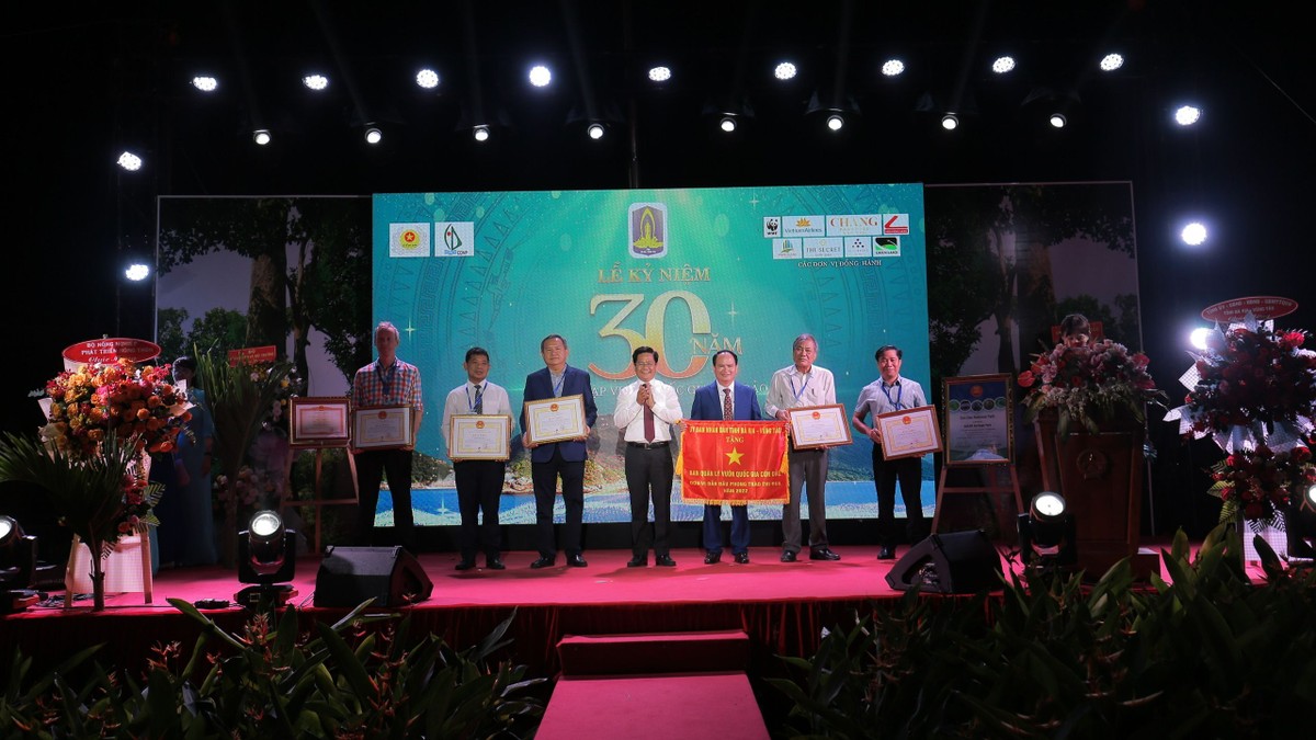 Vườn Quốc gia Côn Đảo nhận giấy chứng nhận Vườn Di sản ASEAN