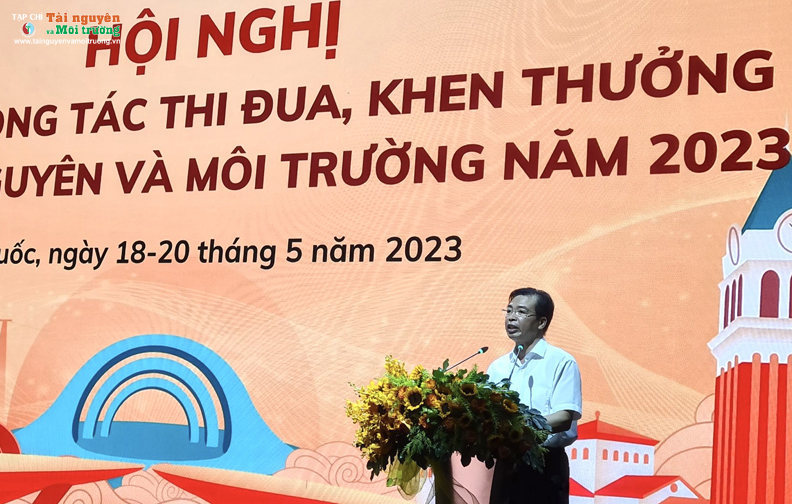 Khen thưởng là sự tuyên truyền, cổ vũ, khuyến khích hoàn thành tốt nhiệm vụ