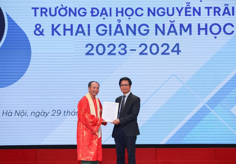 Trường Đại học Nguyễn Trãi: 15 năm - Khát vọng tuổi thanh xuân