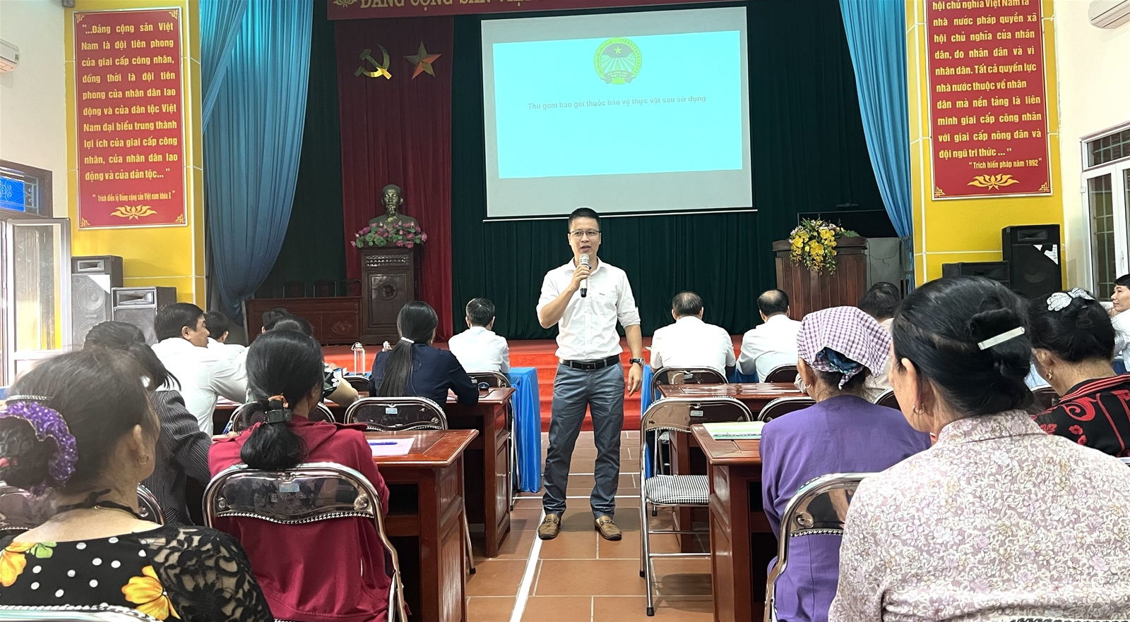 Xây dựng mô hình điểm “Thu gom bao gói thuốc bảo vệ thực vật sau sử dụng, xử lý phế phụ phẩm nông nghiệp”