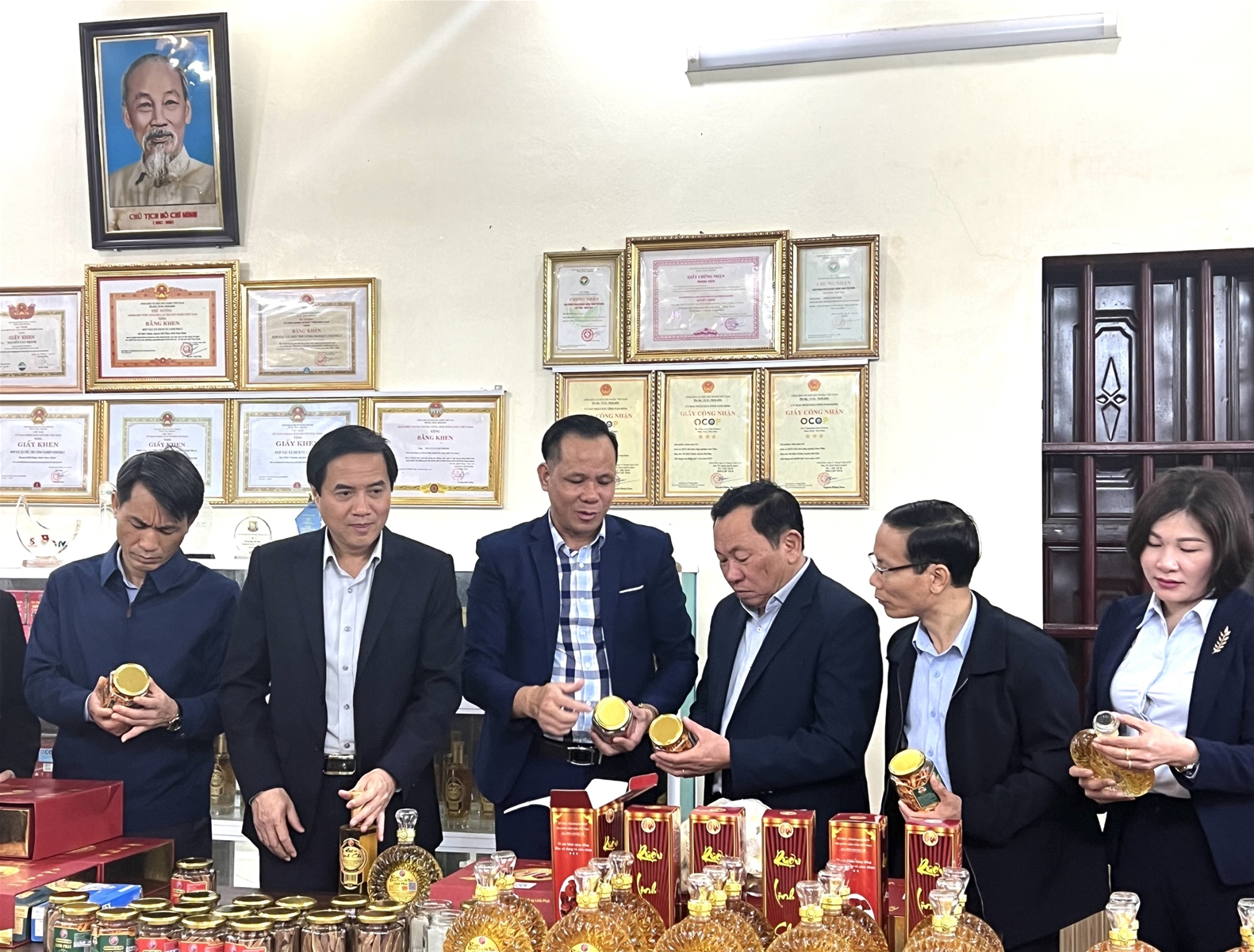 Hội Nông dân Việt Nam tổ chức Tập huấn chuyển giao, hướng dẫn kỹ thuật, xây dựng mô hình điểm “Xây dựng mô hình thôn, xóm sáng, xanh. Sạch, đẹp, an toàn” tại Nam Định