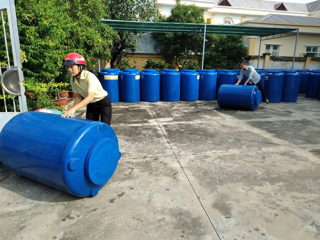 Không để người dân thiếu nước