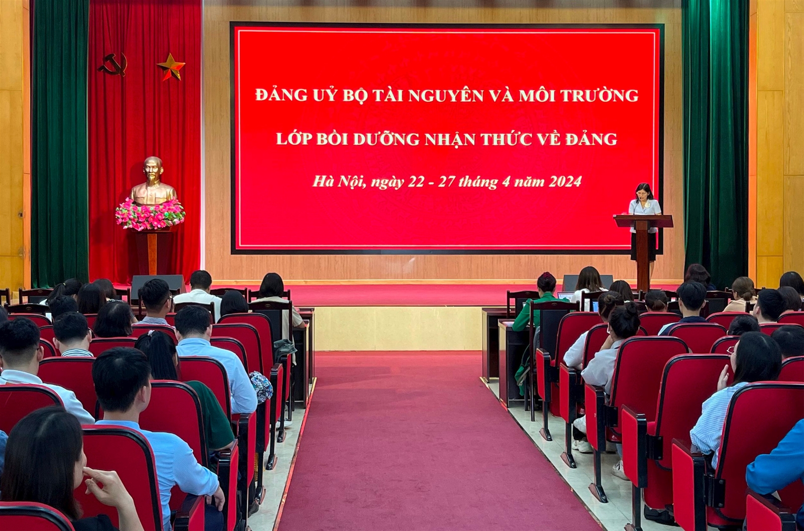 Đảng ủy Bộ TN&MT: Bồi dưỡng lý luận chính trị dành cho đối tượng kết nạp Đảng