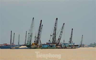 An Giang kiểm điểm 29 tập thể, 126 quan chức liên quan vi phạm về đất, cát