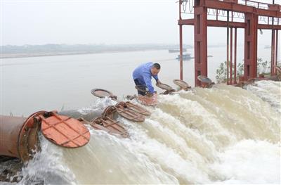 Báo động ô nhiễm nguồn nước