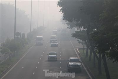 Bầu trời TPHCM sẽ còn mịt mù đến qua Tết Nguyên đán