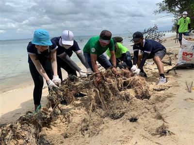 'Biệt đội nhặt rác không tên' ở Phú Quốc