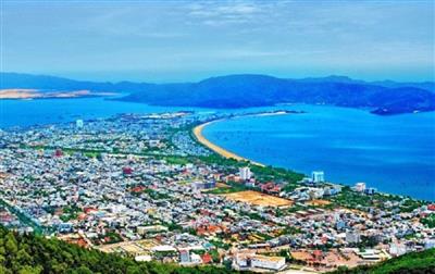 Bình Định phấn đấu trở thành trung tâm kinh tế biển