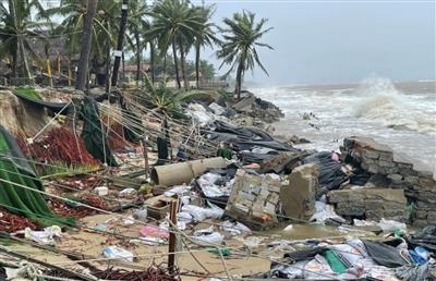 Bờ biển ở Cửa Đại, Hội An tiếp tục sạt lở nghiêm trọng, uy hiếp dân sinh