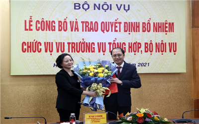 Bộ Nội vụ bổ nhiệm vụ trưởng qua thi tuyển cạnh tranh