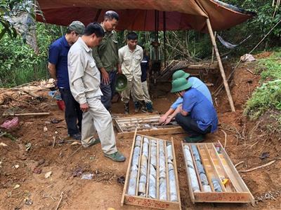 Bộ TN&MT tiếp thu, hoàn thiện hồ sơ đề nghị xây dựng Dự án Luật Khoáng sản (sửa đổi)
