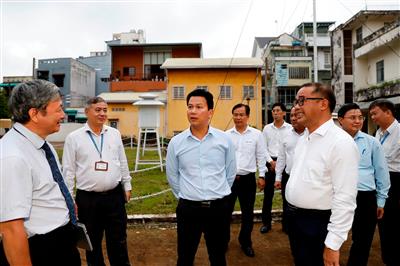 Bộ trưởng Đặng Quốc Khánh làm việc với các đơn vị trực thuộc Bộ TN&MT tại TP.HCM