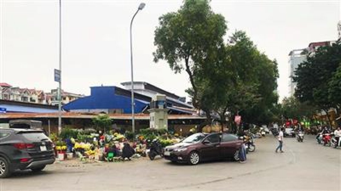 Chợ cóc, chợ tạm - Bài toán khó giữa lòng thủ đô