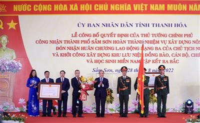 Chủ tịch nước Nguyễn Xuân Phúc thăm và làm việc tại Thanh Hóa