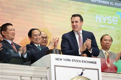 Chùm ảnh: Thủ tướng rung chuông khai mạc phiên giao dịch tại Sàn chứng khoán New York