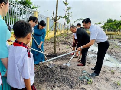 Chương trình “Toyota chung tay xanh hóa học đường” năm 2022