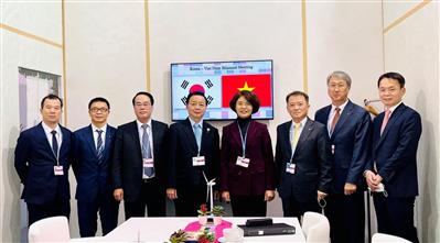 COP26: Việt Nam mở rộng hợp tác với Hàn Quốc trong lĩnh vực môi trường