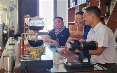 Đắk Lắk: Lên phương án tốt nhất phục vụ người dân khi đến với chương trình Lễ hội Cà phê Buôn Ma Thuột lần thứ 9 và du lịch Đắk Lắk