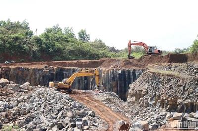 Đắk Nông xử phạt 56 vụ khai thác khoáng sản trái phép