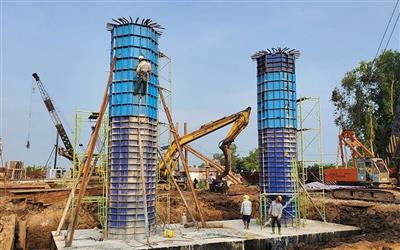 Đầu Xuân, trên những công trường đường cao tốc...