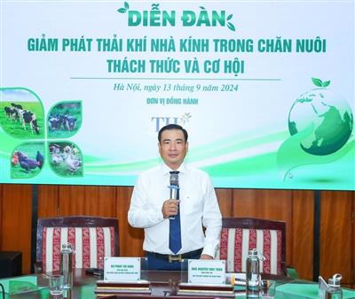 Diễn đàn: "Giảm phát thải khí nhà kính trong chăn nuôi: Thách thức và Cơ hội"
