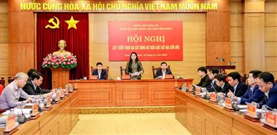 Đoàn ĐBQH tỉnh Vĩnh Phúc lấy ý kiến góp ý vào Dự thảo Luật Đất đai (sửa đổi)