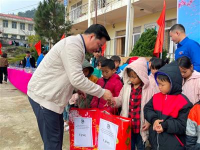 Đoàn thanh niên Bộ TN&MT tổ chức Xuân tình nguyện tại Lai Châu