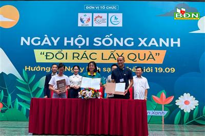 'Đổi rác lấy quà', lan tỏa lối sống xanh ở Đắk Nông