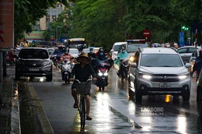 Dự báo thời tiết 13.5: Miền Bắc tiếp tục có mưa dông diện rộng
