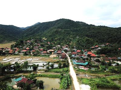 Giải quyết dứt điểm những hạn chế, khó khăn về đất đai cho đồng bào dân tộc thiểu số