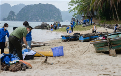 Giảm thiểu rác thải nhựa cho Vịnh Hạ Long