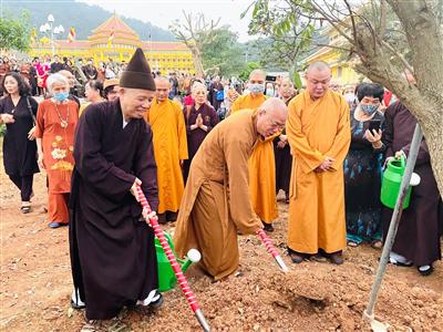 Góc nhìn phật giáo với mùa xuân phúc đức
