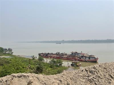 Hà Nội phát hiện hơn chục nghìn m3 cát lậu tại Thường Tín