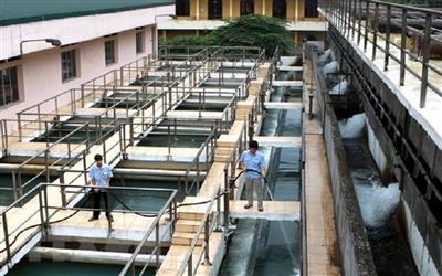 Hà Nội thiếu nước sạch, vì đâu?