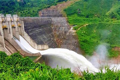 Hai hồ thủy điện lớn nhất Quảng Ngãi xả nước điều tiết, đón lũ mới
