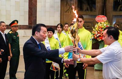 Hình ảnh lễ xin lửa và rước đuốc hướng đến SEA Games 31
