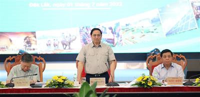 Hình ảnh Thủ tướng Phạm Minh Chính làm việc tại Đắk Lắk