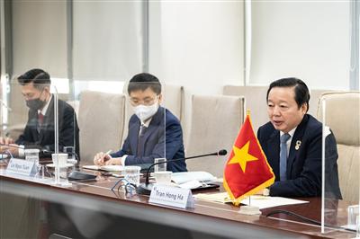 Hoàn thiện pháp luật phục vụ công tác quản lý nhà nước về biến đổi khí hậu