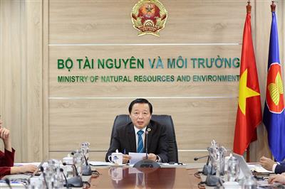 Họp bàn giải pháp hợp tác, thu hút nguồn lực tài chính tư nhân cho chuyển đổi năng lượng