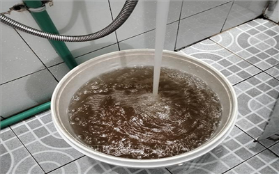 Khẩn trương xử lý tình trạng nước sinh hoạt liên tục 'đổi màu'