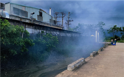 Khí thải mù mịt gây mùi khó chịu từ Nhà máy Sunhouse