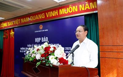 Ứng dụng AI trong báo chí truyền thông văn hóa bảo vệ môi trường góp phần phát triển du lịch biển